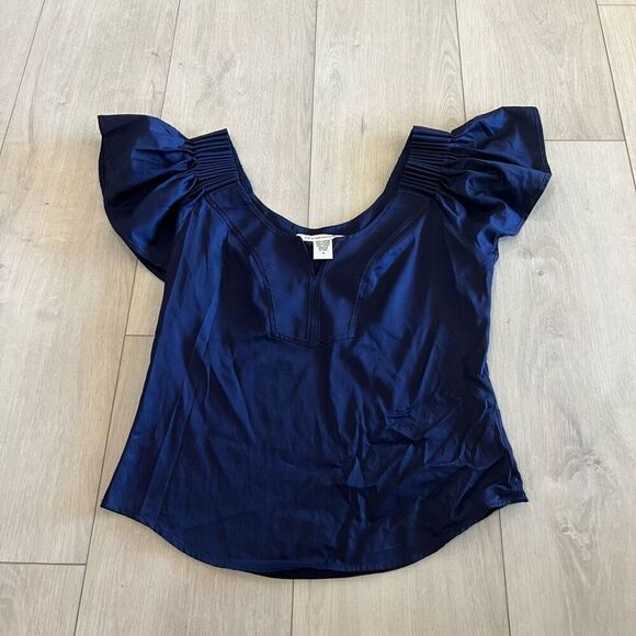 Diane Von Furstenberg top size 6 - Picture 1 of 8